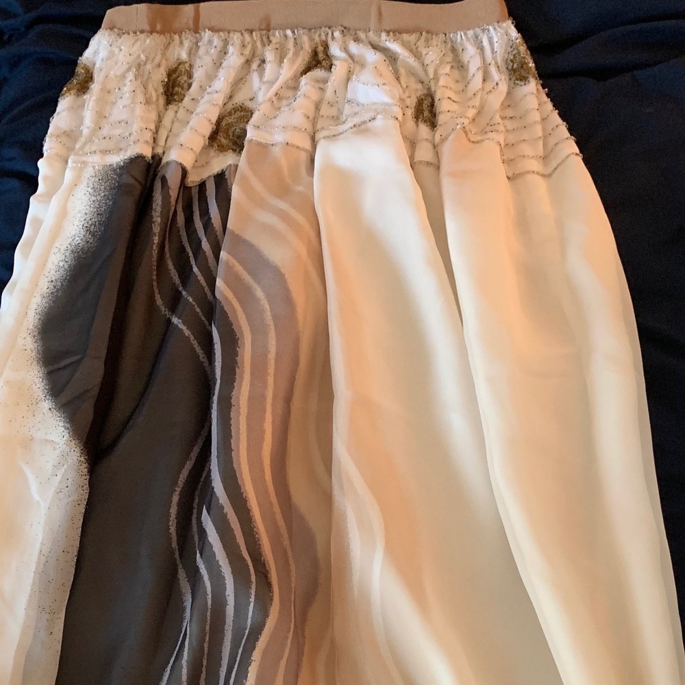 One-of-a-kind Silhouettes & Profiles NYC skirt!